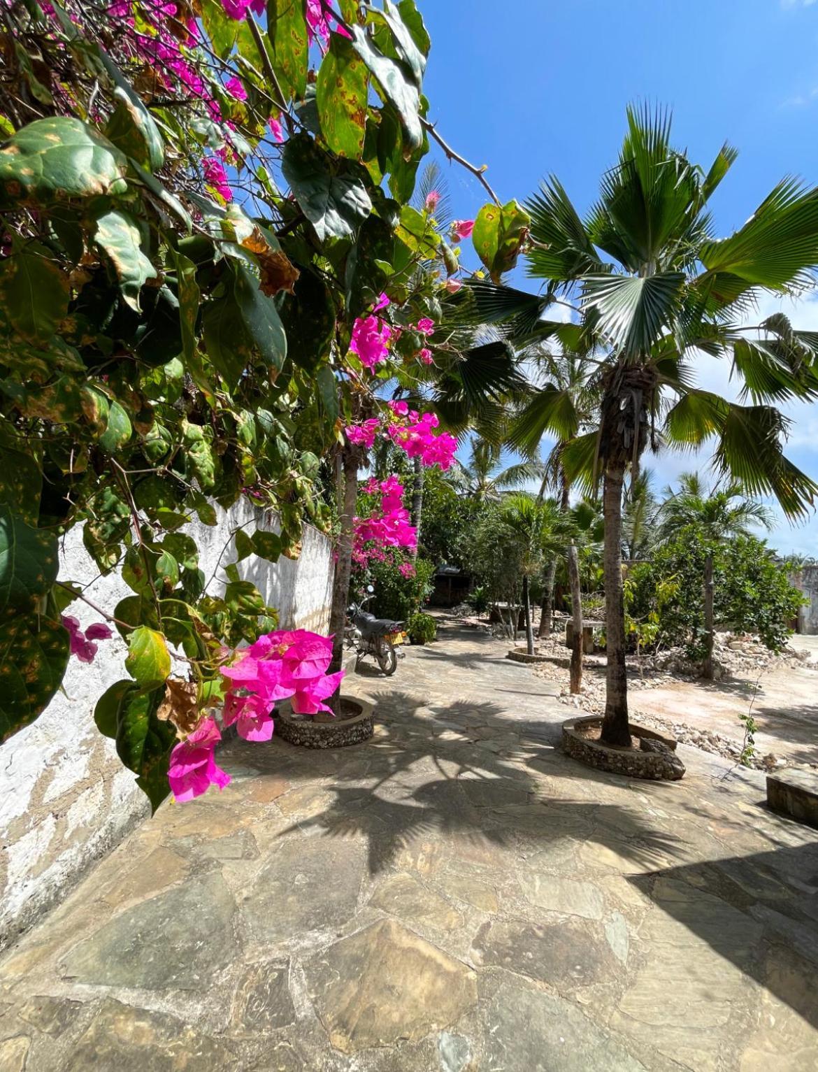 Tembo Village Watamu Eksteriør bilde